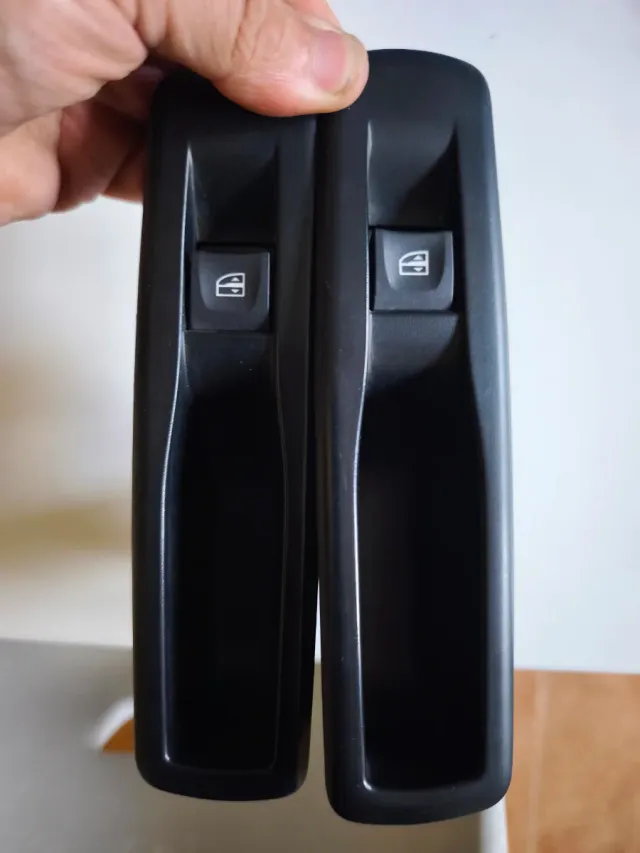 BOTONRRA ELEVALUNAS RENAULT MEGANE 3