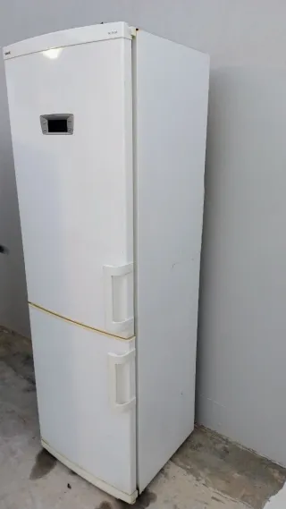 Nevera Blanca Salvod No Frost