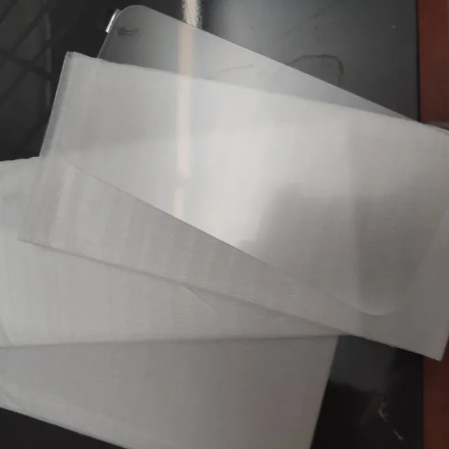 Lote 4 cristales templados iPhone 12 en caja + 3