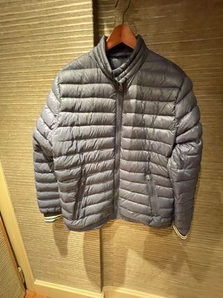 Plumas Abercrombie & Fitch Gris