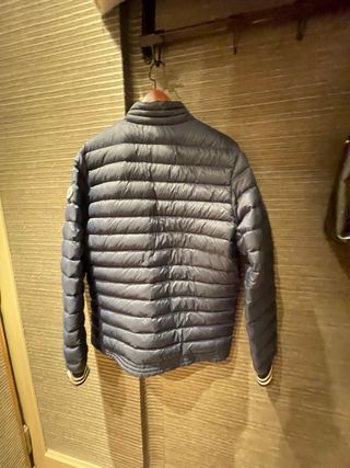 Plumas Abercrombie & Fitch Gris