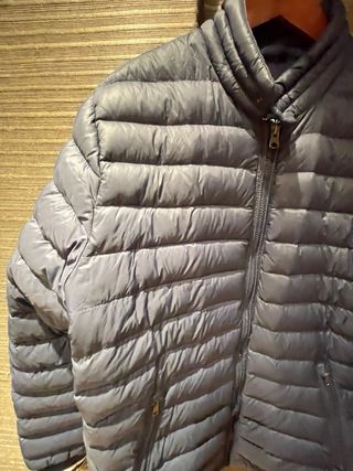 Plumas Abercrombie & Fitch Gris