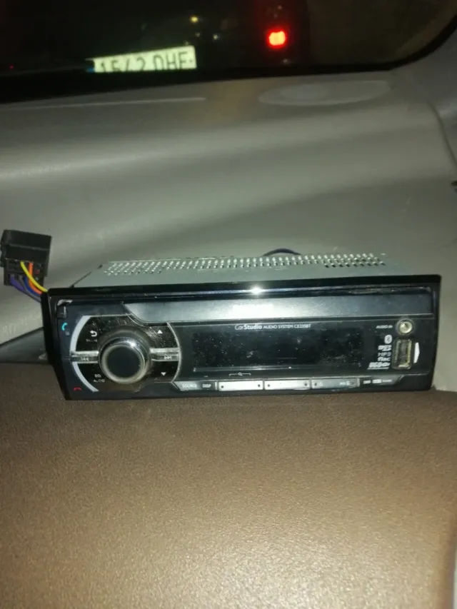 Rádio de Carro Philips Bluetooth USB