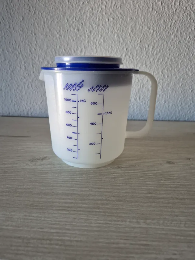 Jarra medidora Tupperware 1.2L