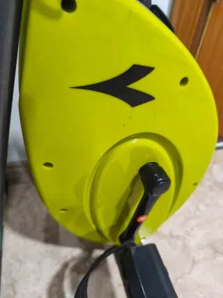 Bicicleta Estática Diadora Negra y Amarilla