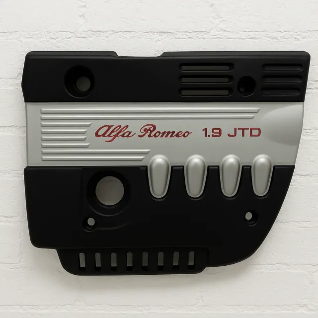 Tapa motor Alfa Romeo 147 1.9 JTD