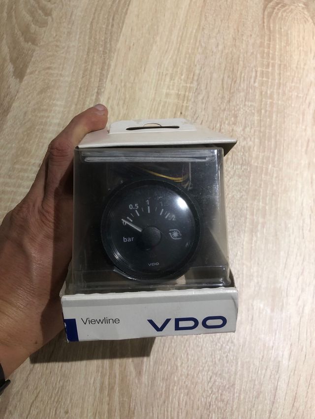 Reloj Presión Turbo VDO Viewline Eléctrico