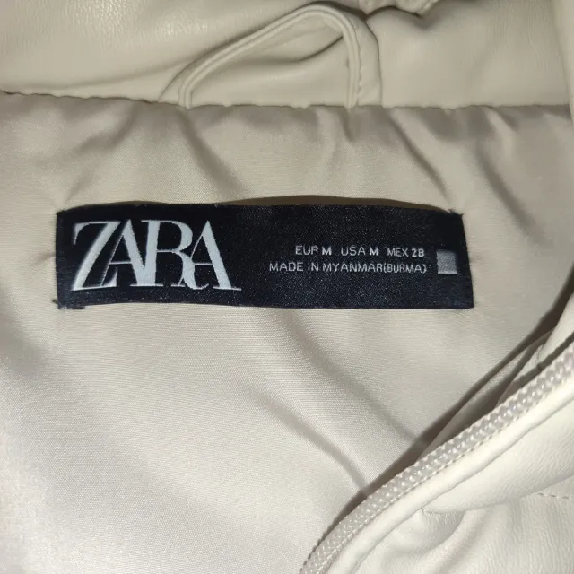 Abrigo acolchado blanco Zara Talla M