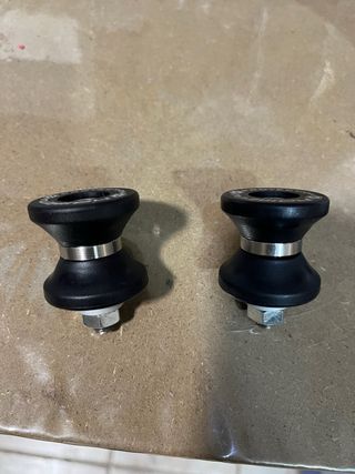 Rodillos para caballete (2 unidades).