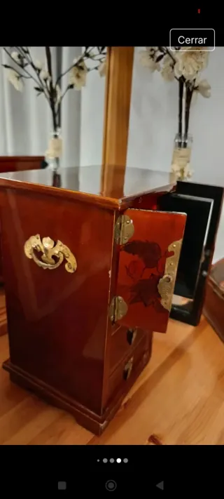 Armario joyero oriental madera y cristal