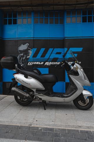 Kymco Grand Dink 125
