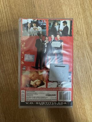 VHS Pulp Fiction VOS. Sin desprecintar
