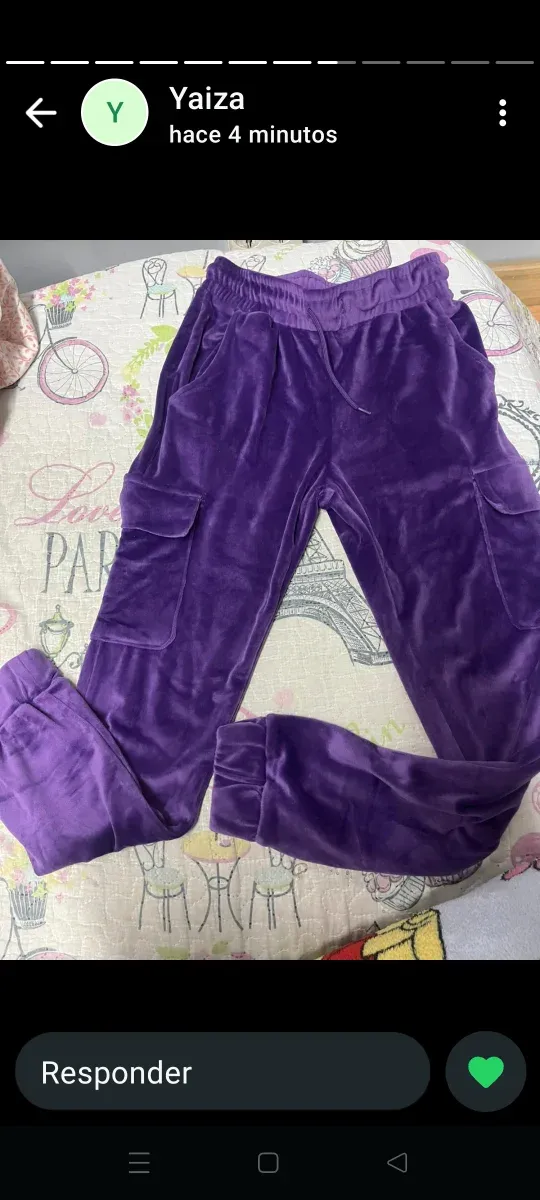 Pantalón cargo de terciopelo morado