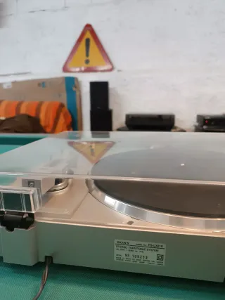 Giradischi Sony PS-LX210