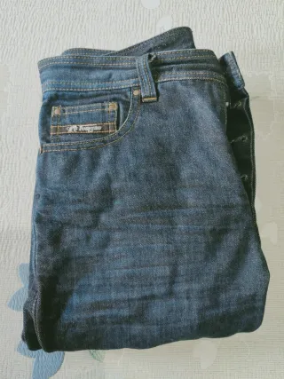 Pantalón Vaquero hombre,marca Furygan.