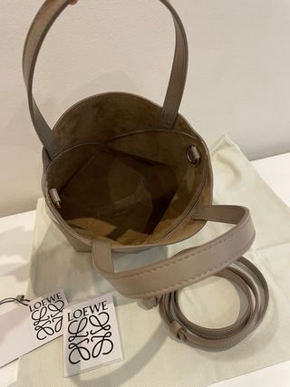 Bolso Loewe Puzzle Fold Tote Mini Arena Beige