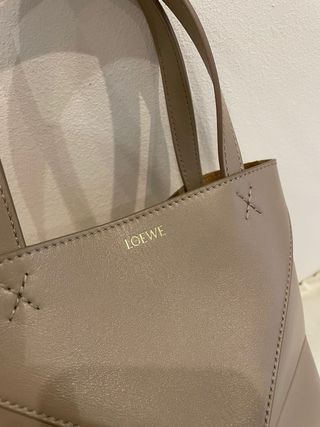 Bolso Loewe Puzzle Fold Tote Mini Arena Beige