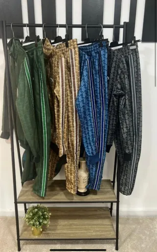 Conjunto deportivo 5G con etiqueta