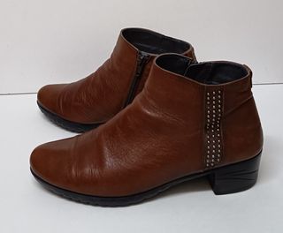 Botines Fluchos piel mujer T-40