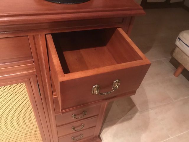 Sinfonier madera y aire acondicionado