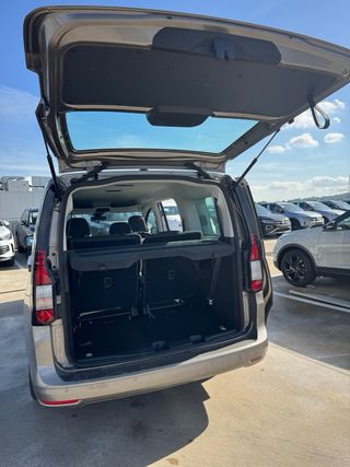 VW Caddy Maxi 2.0TDi 122cv automatica