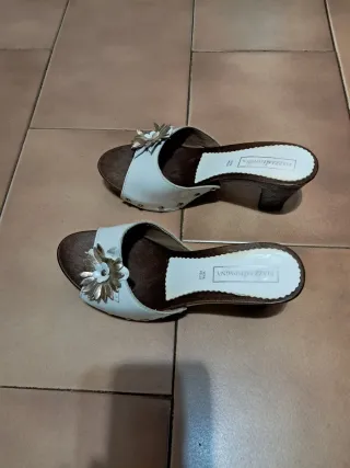 Zoccoli Piazza di Spagna bianchi e oro 38