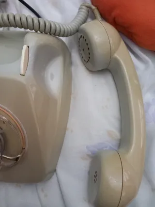 Teléfono antiguo de disco