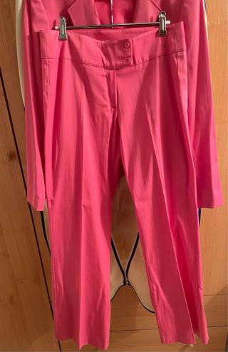 Traje marca Torero talla 42 fucsia