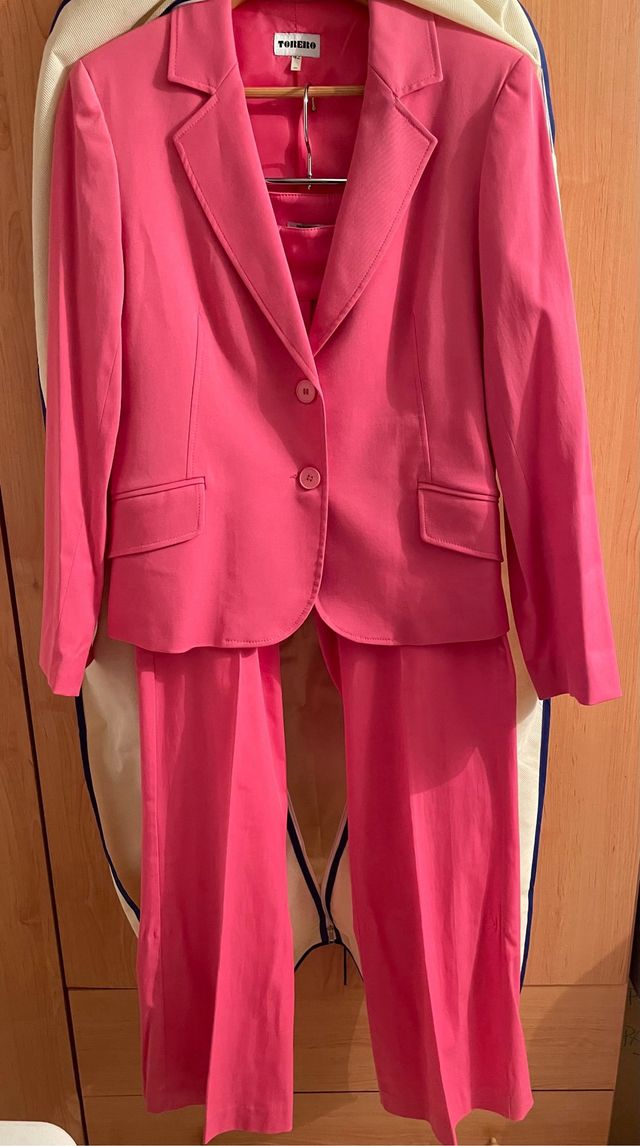 Traje chaqueta Torero talla 42 fucsia