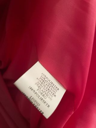 Traje marca Torero talla 42 fucsia