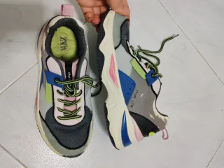 Tenis Zara Multicolor Talla 35