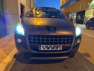 Peugeot 3008 2012 hdi sportpk