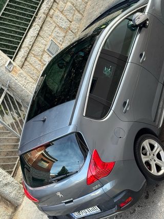 Peugeot 3008 2012 hdi sportpk