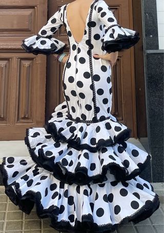Traje Flamenca Lunares Talla 38/40 elástico