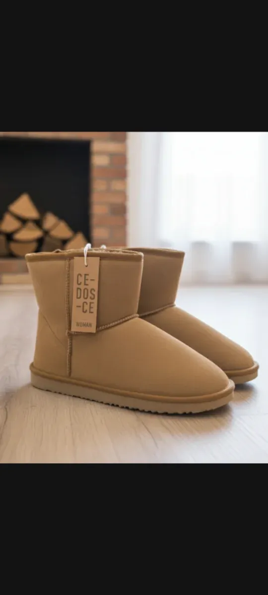 Botas estilo UGG beige/marrón