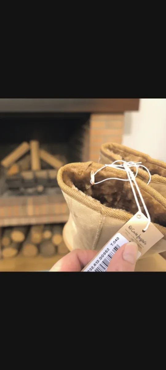 Botas estilo UGG beige/marrón