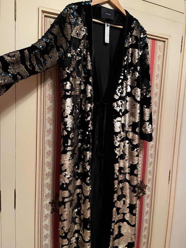 Cappotto da festa lungo con paillettes nere/dorato T.M