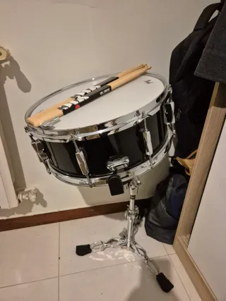 Caja Pearl Export 14" + soporte + 2 juegos baqueta