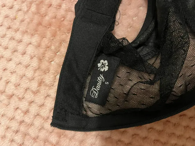 Vestido fiesta negro y dorado T S