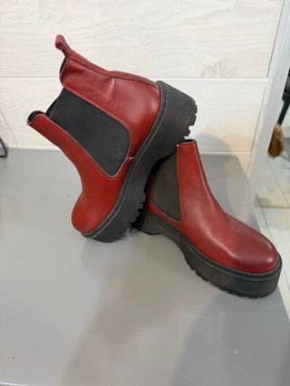 Stivaletti rossi donna con plateau