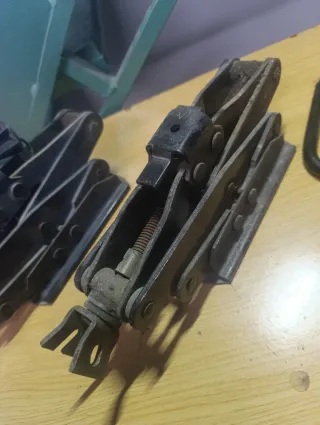 Gato mecánico para Clio 16v