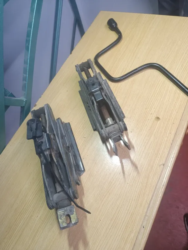 Gato mecánico para Clio 16v