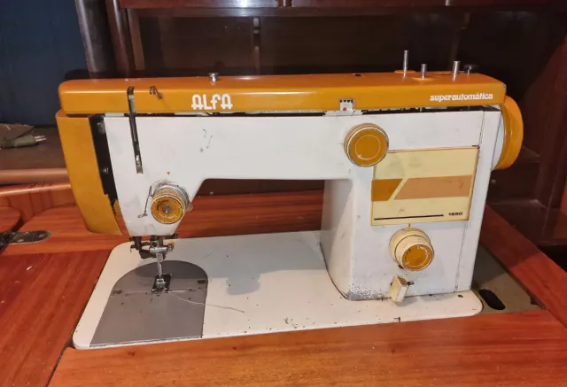 Máquina coser Alfa Superautomática 1680 y accesori