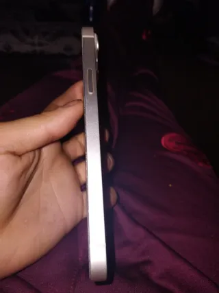 iPhone 14 Plus Blanco se vende para piezas