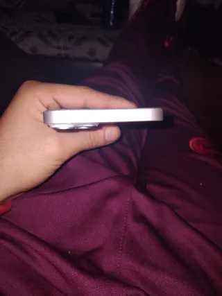 iPhone 14 Plus Blanco se vende para piezas