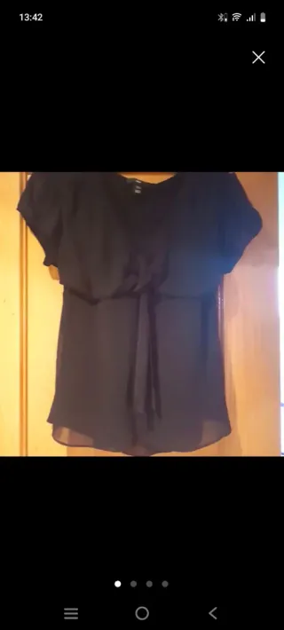 Camisa negra con lazada