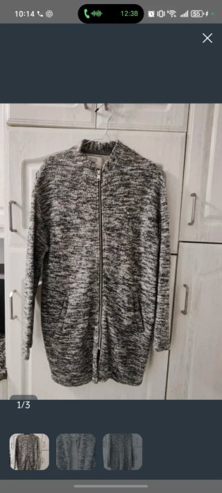 Abrigo Bershka gris y negro jaspeado XS grande