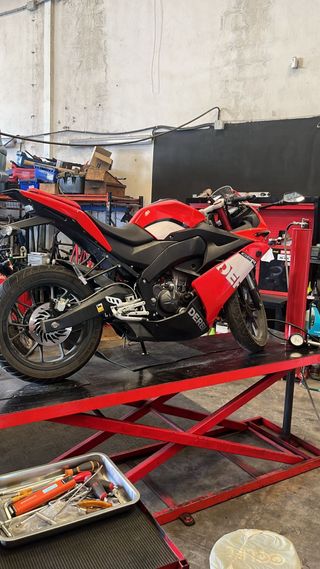Derbi GPR 125 4T 2010 - Revisión Recién Hecha