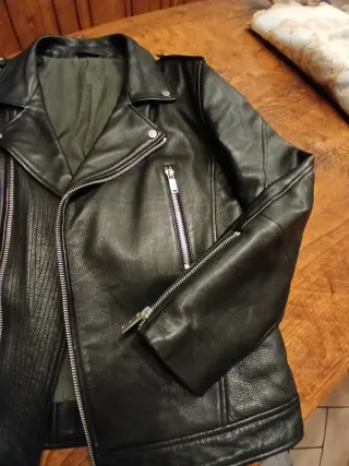 Giacca uomo pelle nera tipo chiodo