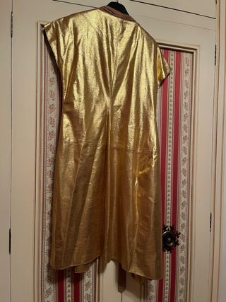 Abrigo dorado fiesta marca El Caballo + regalo